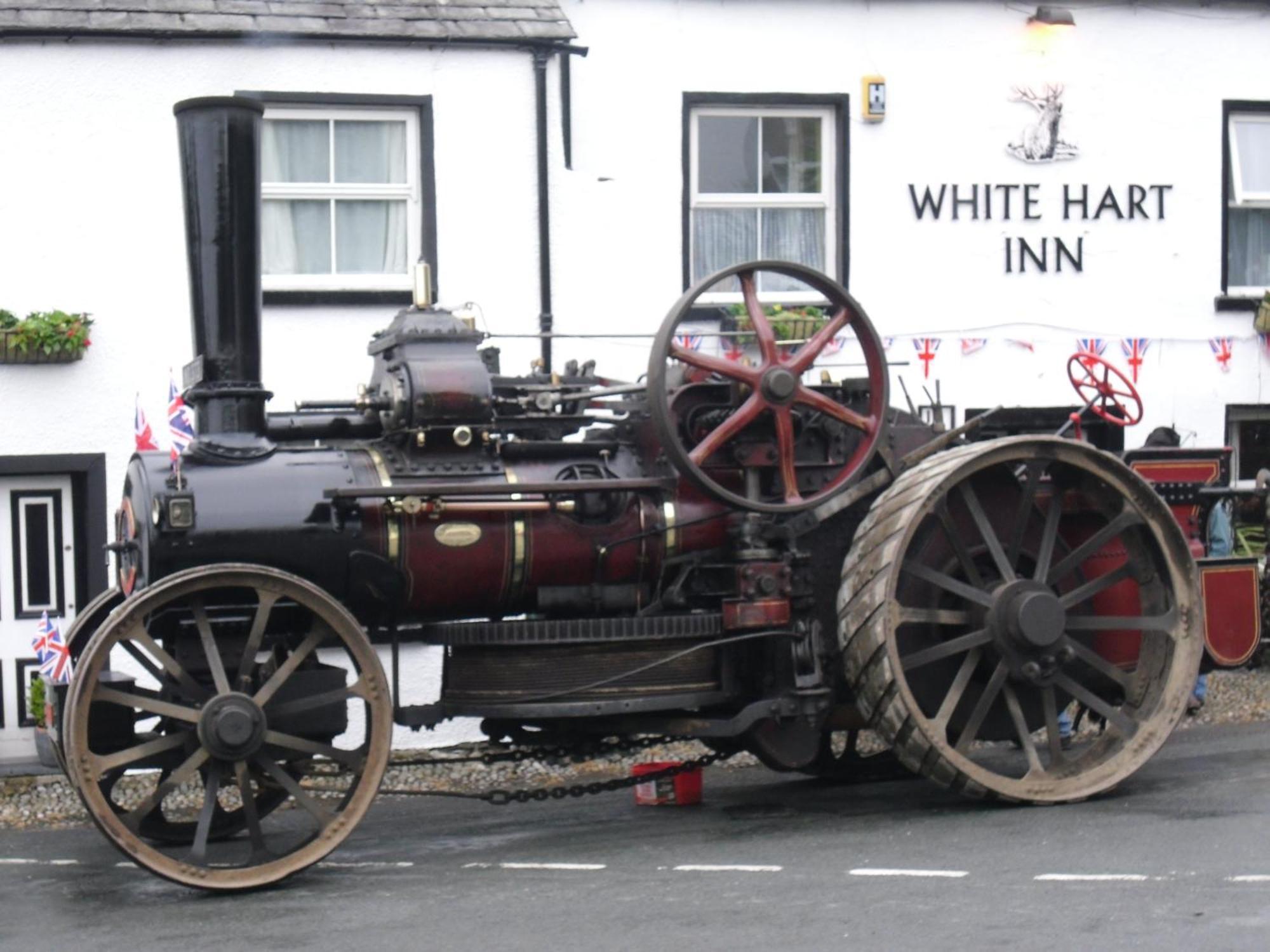 White Hart Inn Bouth Exterior photo